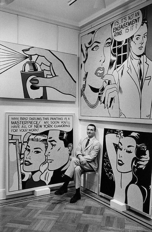 Roy Lichtenstein před svými obrazy v galerii Lea Castelliho