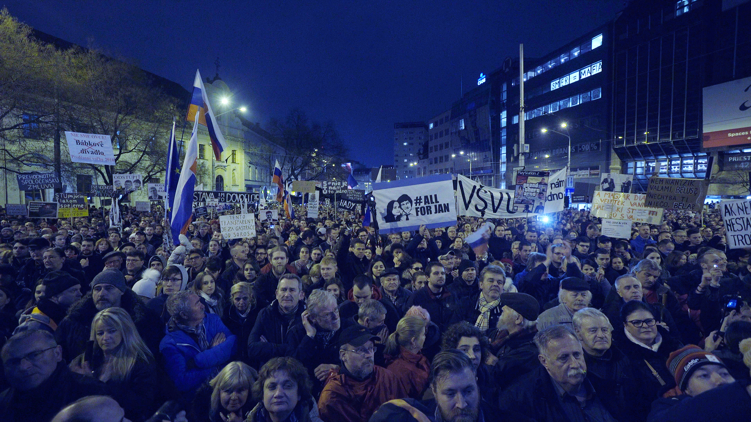 Bratislavský protest proti mafiánským praktikám vrcholících vraždou novináře Jána Kuciaka a jeho partnerky