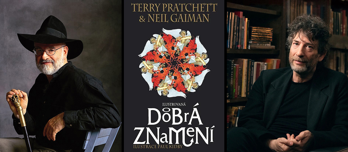 Vlevo Terry Pratchett, uprostřed obálka nového vydání Dobrých znamení, vpravo Neil Gaiman