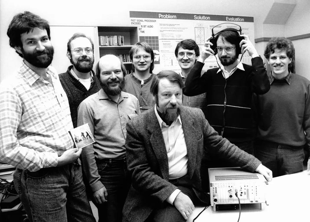 „Empétrojkový tým“ z Fraunhofer Institutu v roce1987