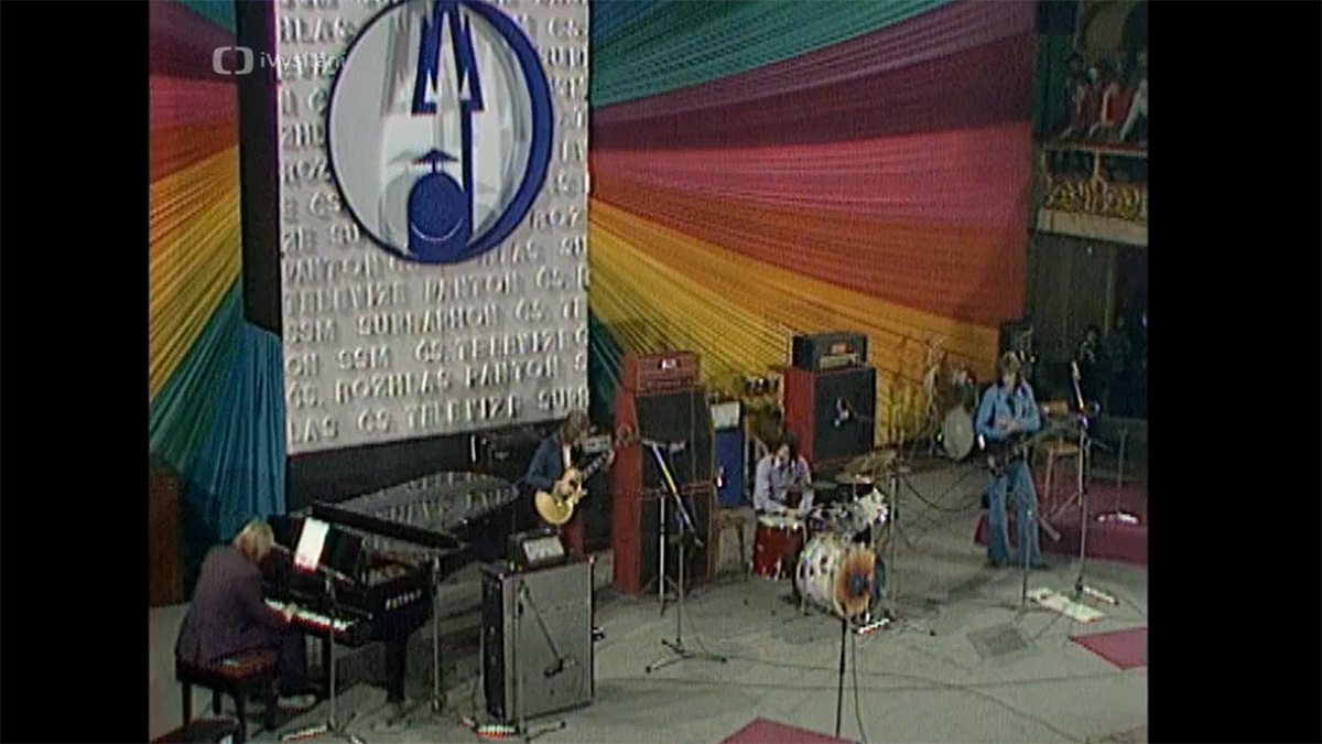 Záznam vystoupení skupiny Blue Effect na Mezinárodním jazzovém festivalu v Praze roku 1972