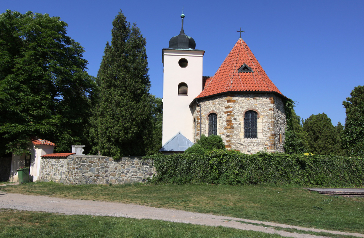 Levý Hradec, kostel svatého Klimenta