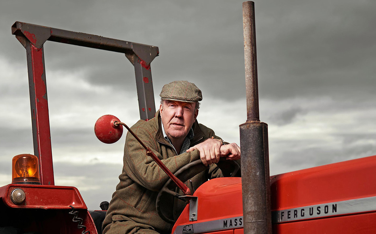 Jeremy Clarkson za volantem traktoru