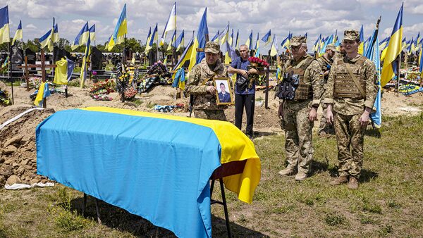 Smuteční obřad pro padlé ukrajinské vojáky