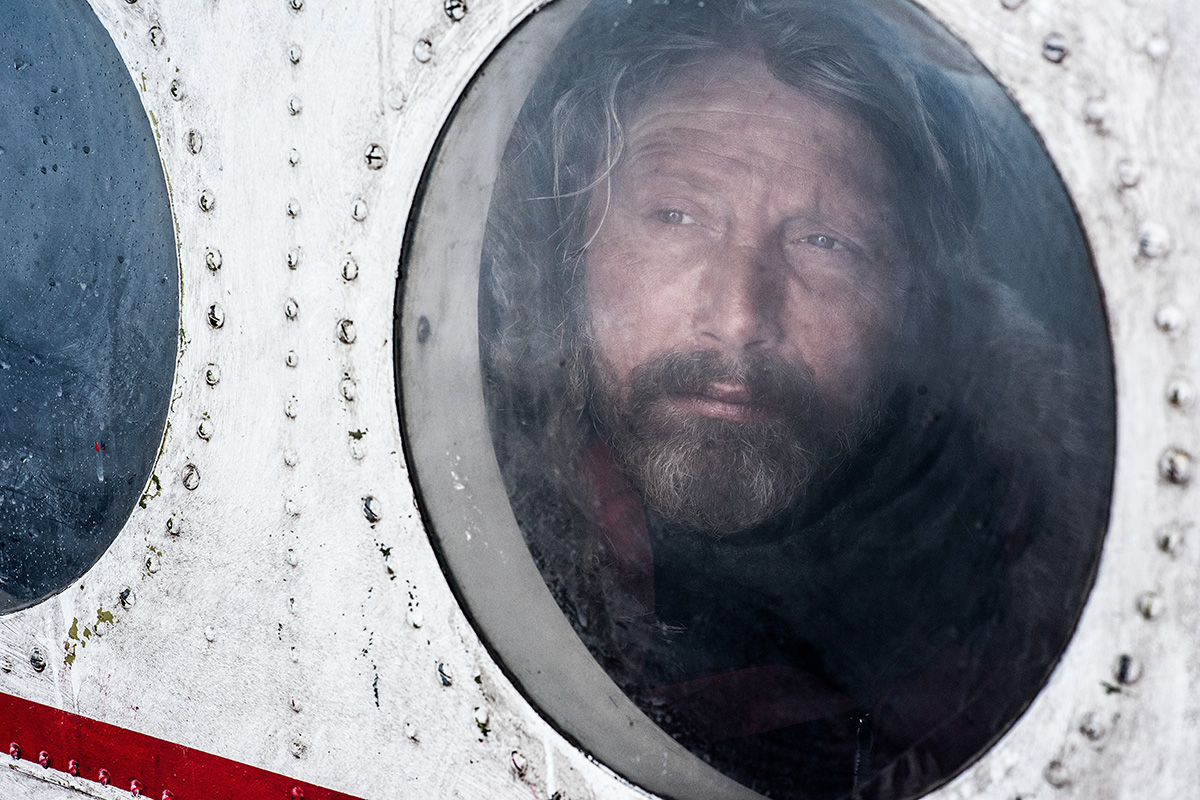 Mads Mikkelsen coby protagonista dobrodružného dramatu Arctic: Ledové peklo