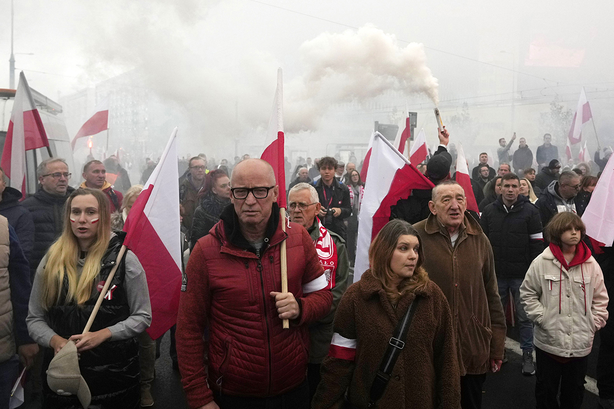 Záběr z pochodu na Den nezávislosti, který oslavuje obnovení polské národní suverenity v roce 191