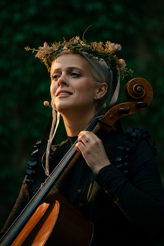 Violoncellistka Terezie Kovalová 