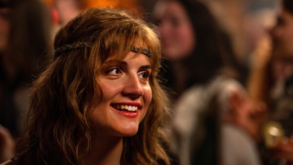 Mala Emde jako Vera Brandes v hlavní roli snímku Köln 75: Koncert století. Foto: © Alamode Film