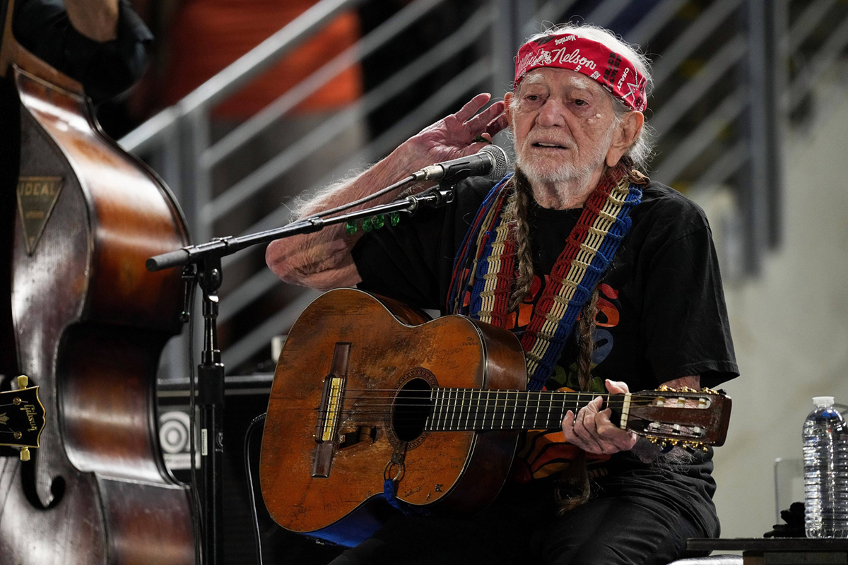 Willie Nelson 