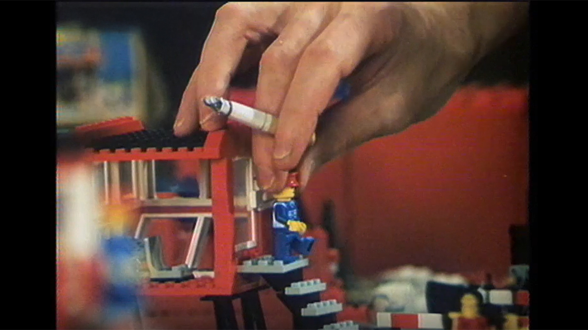 Lego – normální je nekouřit. Spot v rámci protikuřácké kampaně, 1991