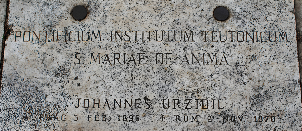 Hrob Johannese Urzidila na hřbitově Campo Santo Teutonico