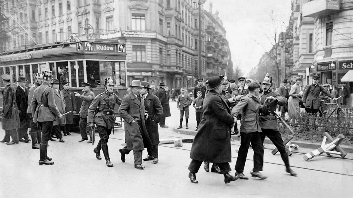 Z berlínských ulic v roce 1929
