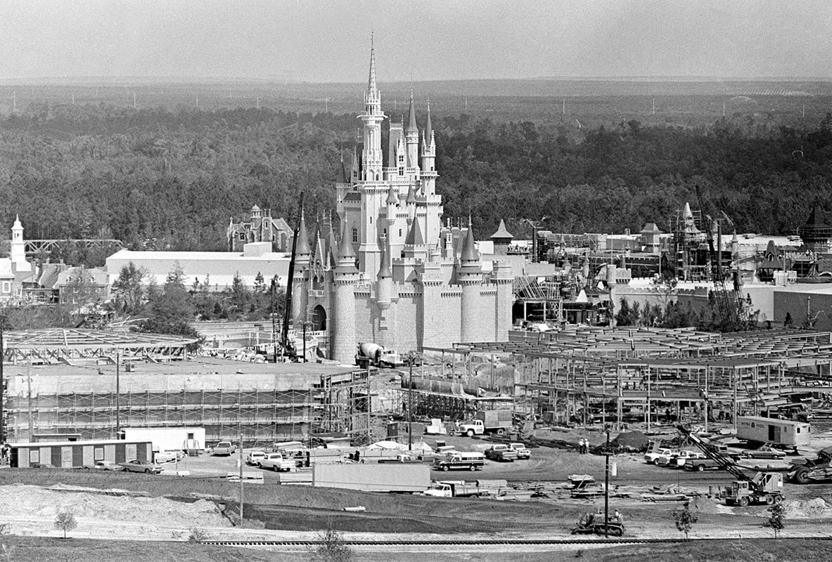 Pohled na rozestavěný Walt Disney World
