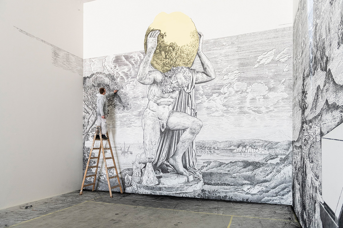 autor při tvorbě kresby Atlas