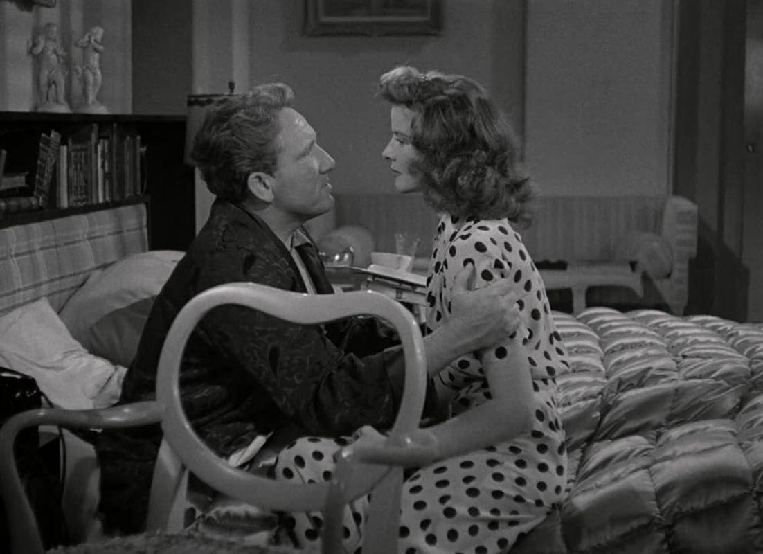 Katharine Hepburnová a Spencer Tracy ve snímku Žena roku