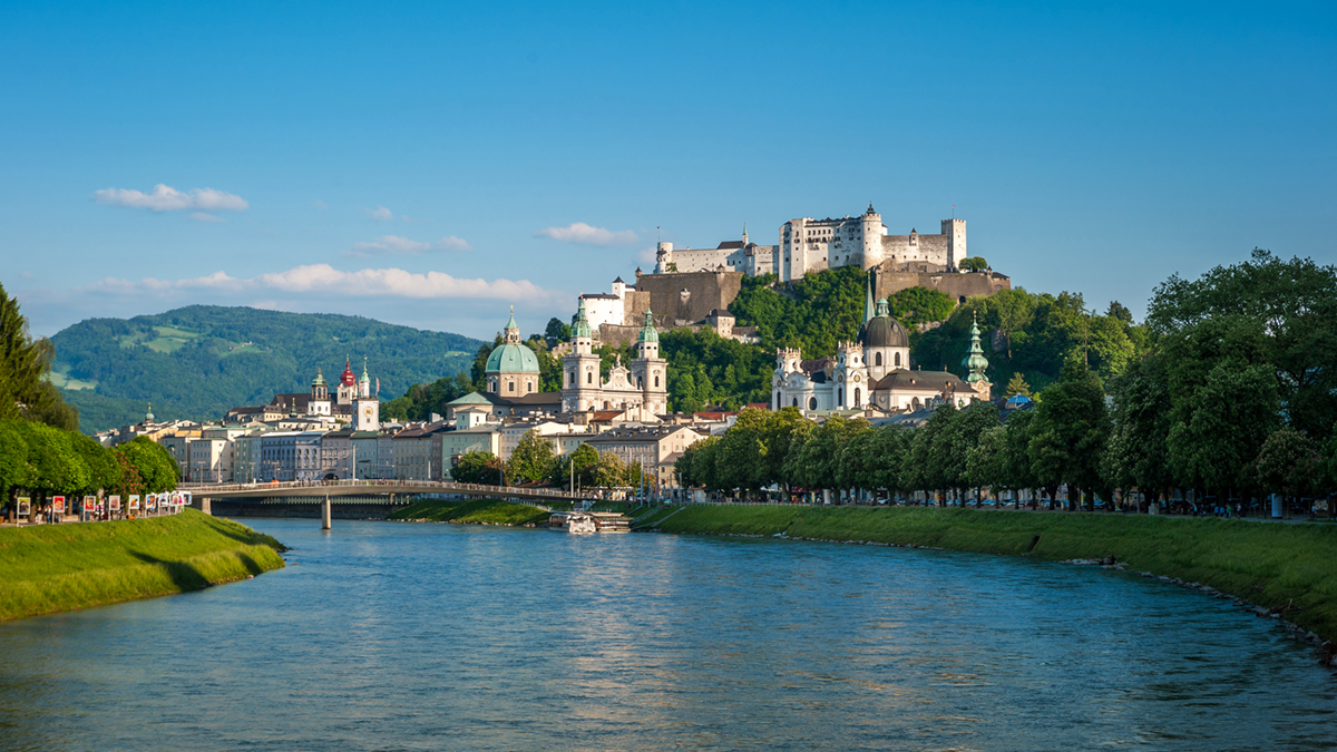 Řeka Salzach v Salzburku