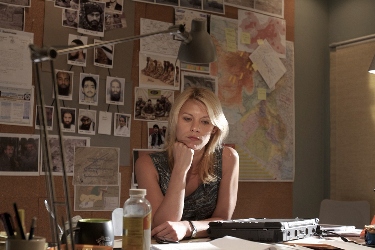 Manické epizody přivedou vyšetřovatelku Carrie Mathison v seriálu <em>Ve jménu vlasti</em> až do nemocnice