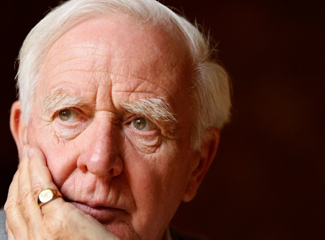John le Carré (vlastním jménem David Cornwell) ve svém londýnském domě v srpnu 2008
