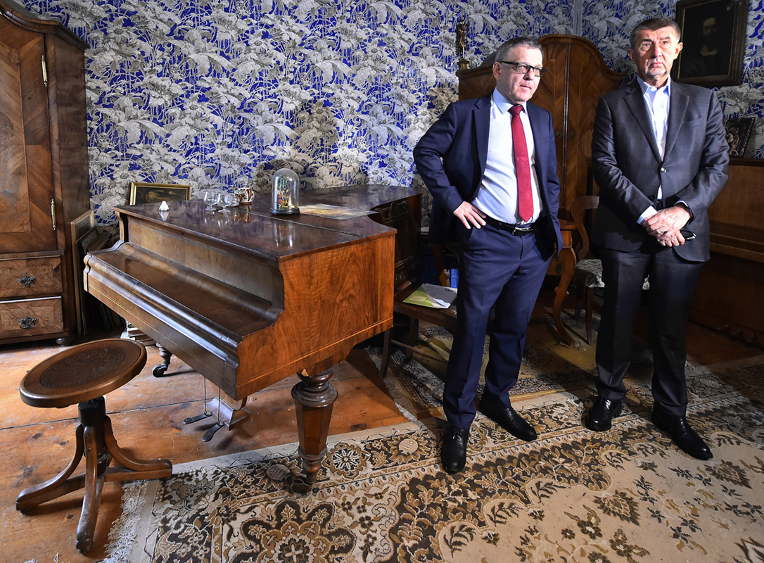 Ministr kultury Lubomír Zaorálek a premiér Andrej Babiš