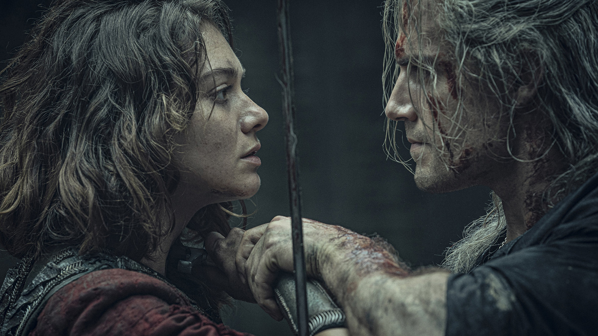 Emma Appleton a Henry Cavill v seriálu Zaklínač