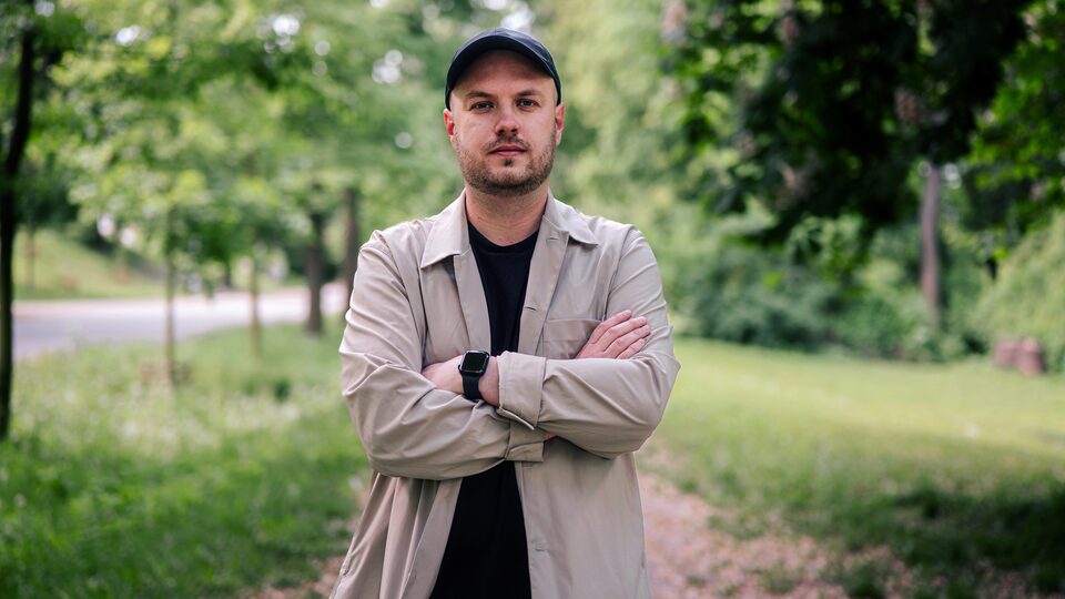 Autor románů Srpny a Medúzy Jakub Stanjura