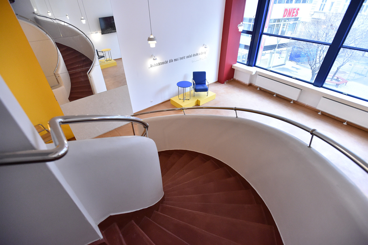 Interiér slavného hotelu Avion v Brně