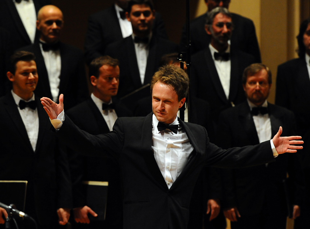 Sbormistr a dirigent Lukáš Vasilek 