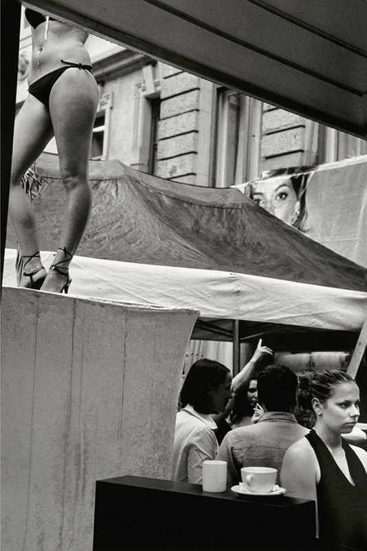 výstavy Josefa Husáka Skryté divy města v&nbsp;Leica Gallery Prague