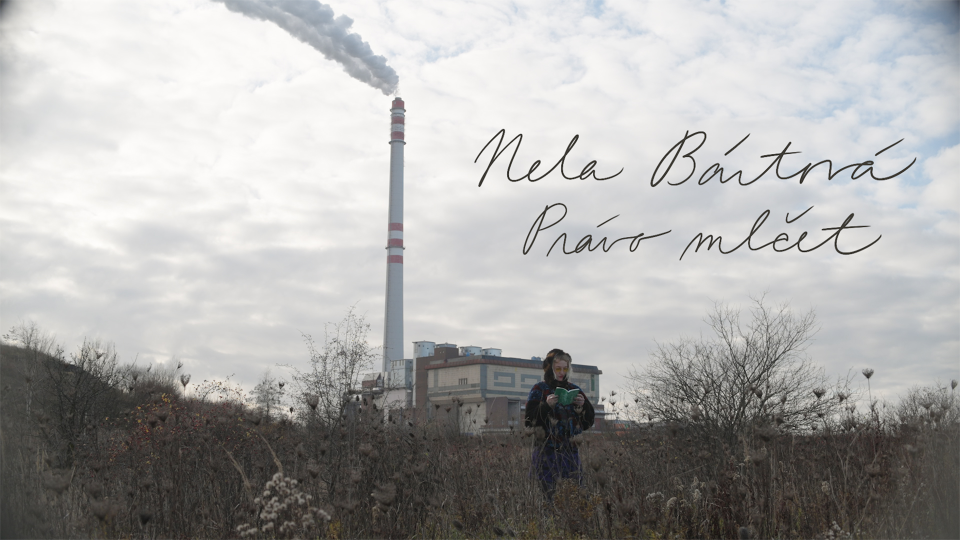 Básnířka a intermediální umělkyně Nela Bártová,