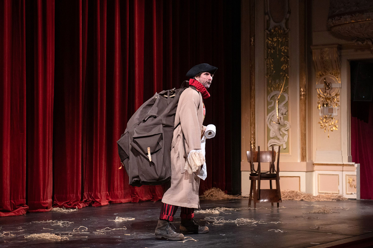 Z&nbsp;inscenace Jakub a&nbsp;jeho pán v&nbsp;plzeňském Divadla J.&nbsp;K.&nbsp;Tyla