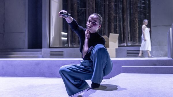 Z inscenace Heda Gablerová pražského Národního divadla