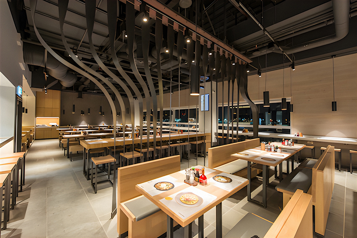 Interiér provozovny asijské kuchyně Wagamama v Londýně