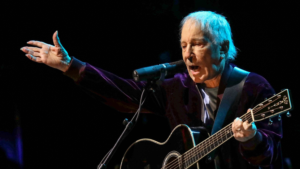 Paul Simon
