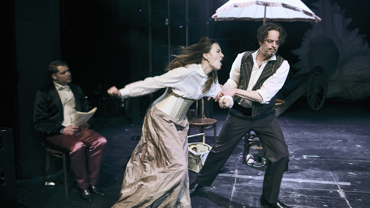 Z&nbsp;inscenace Noc tribádek pražského Divadla po Palmovkou