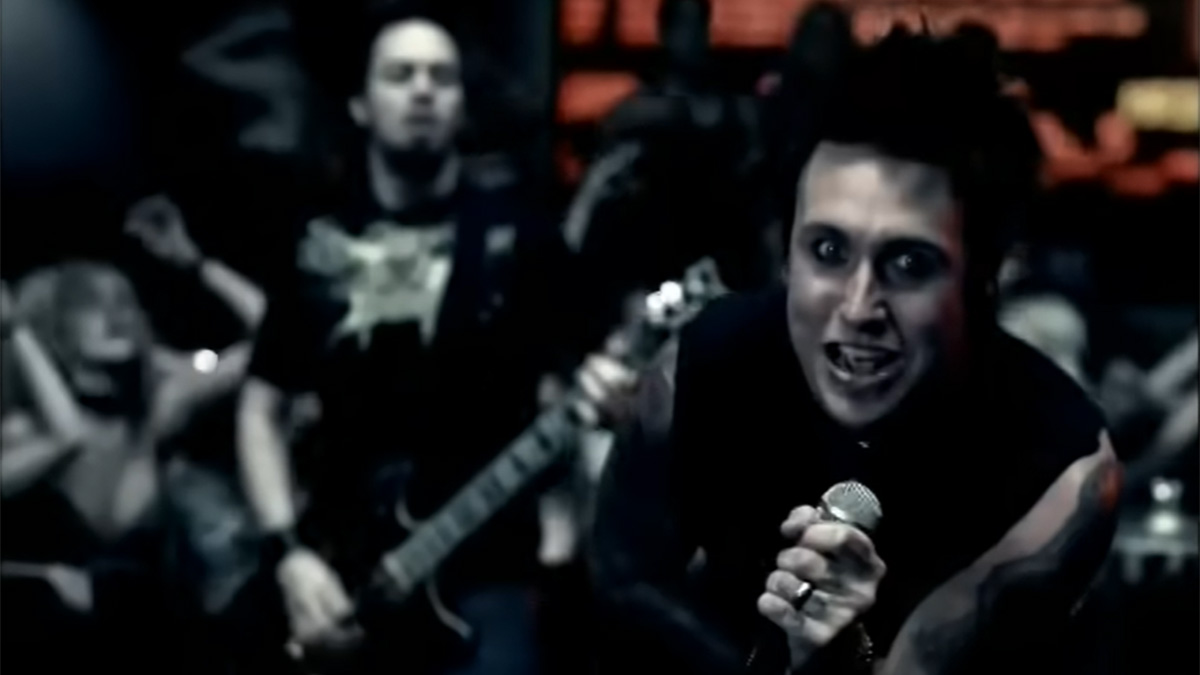 Titulní skladba eponymního alba <em>Getting Away With Murder</em> z roku 2004, videoklip vznikl v roce 2020, zdroj: YouTube