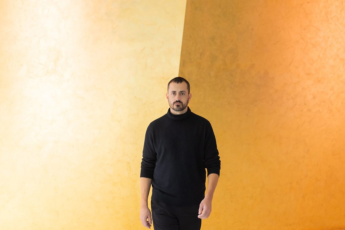 Řecký choreograf Christos Papadopoulos