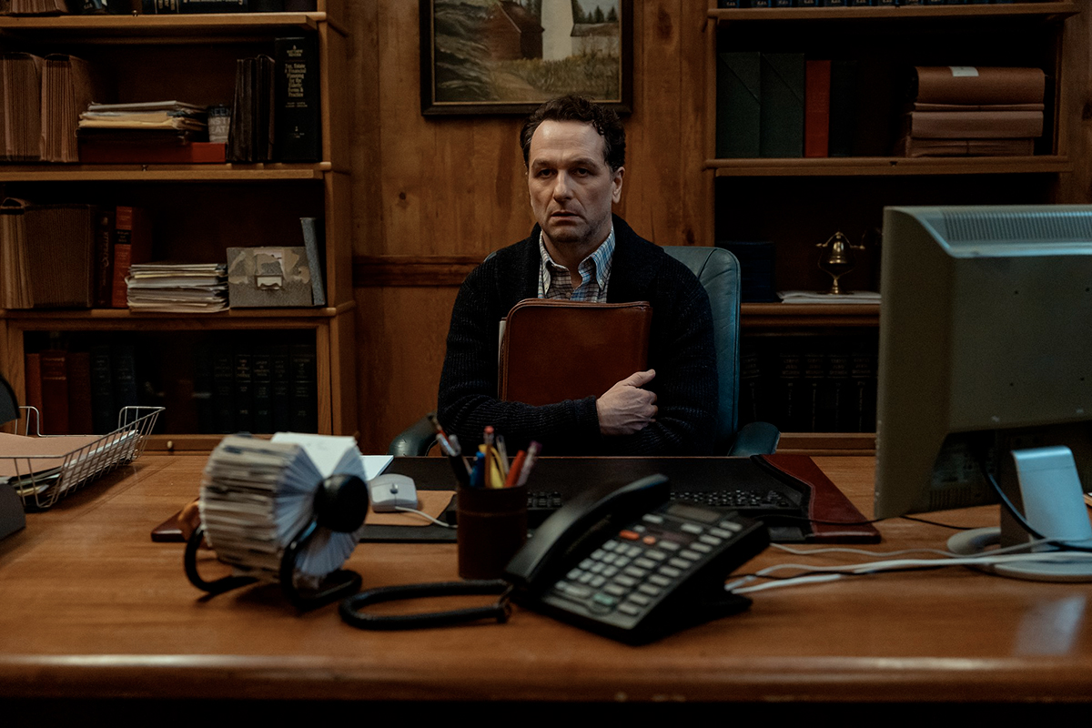 Matthew Rhys v roli starosty v seriálu Widow´s Bay