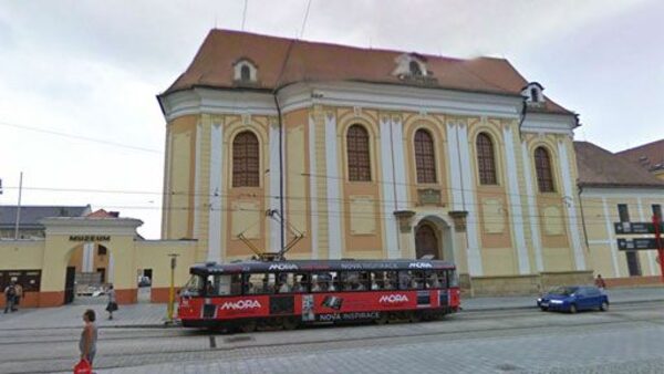 Vizitky českých muzeí a galerií II