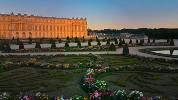 Versailles za kulisami